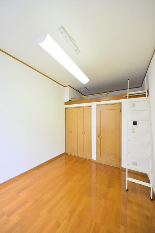 つつじヶ丘ビレッジ1階 バス