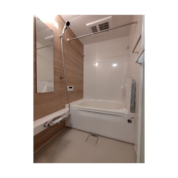 Forest　Maison　KOMAGOME　NORTH301号室 お風呂