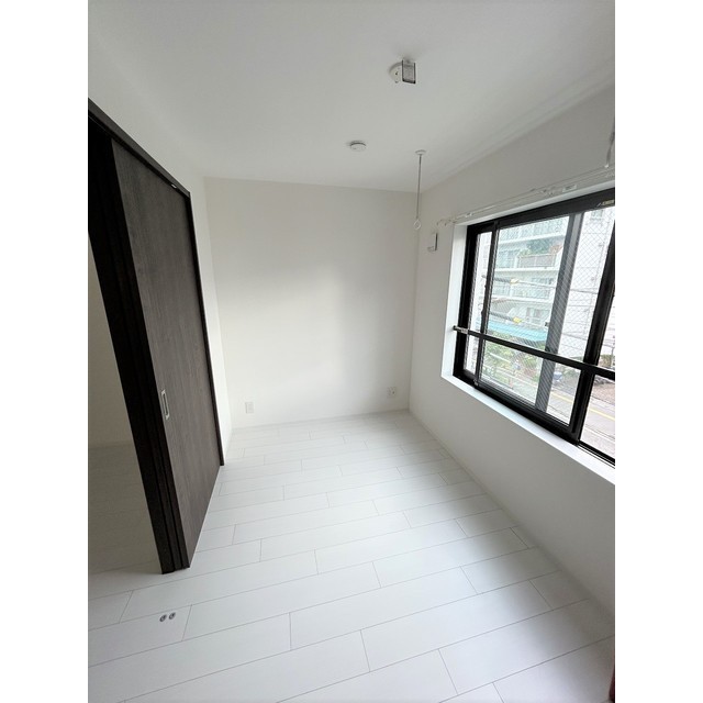 SOLASIA residence南大塚0401号室 リビング