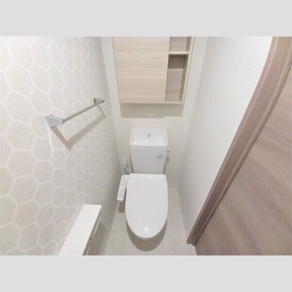 LUXUS 温水洗浄暖房便座トイレ