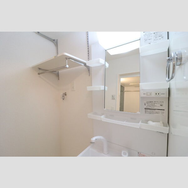 アヴァンスお花茶屋 洗面化粧台