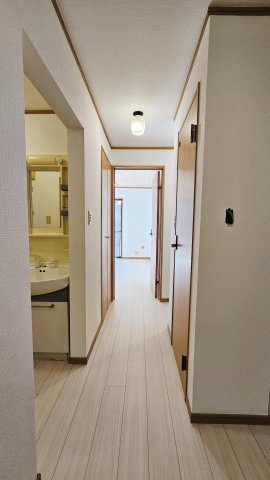 ビュー大倉山102号室 広々したお部屋配置！