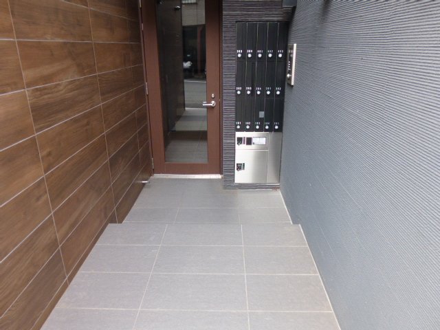 プロト不動前103号室 エントランス