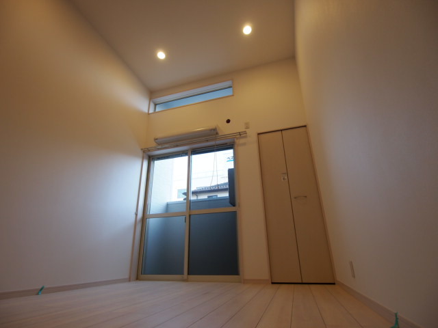 フローラ千葉1階 リビング