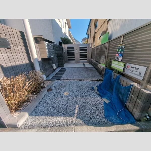 Hogar Ca'lido エントランス