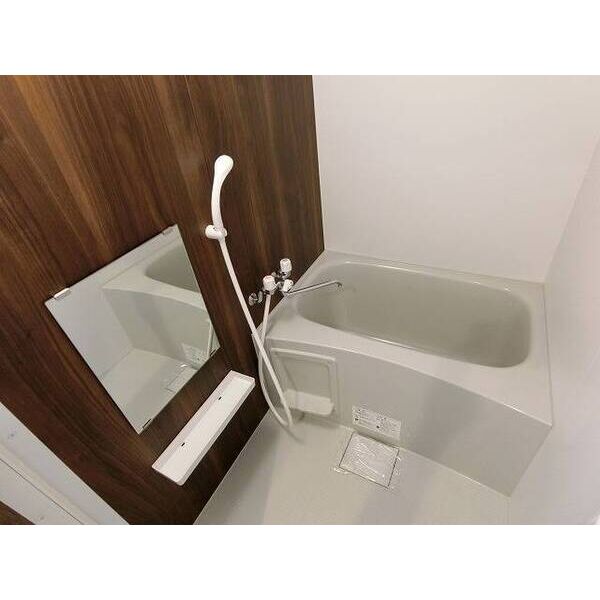 フラット南流山0305号室 お風呂