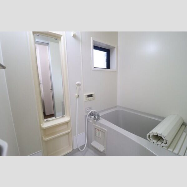 アリュール　B ユニットバス　追い焚き給湯付き