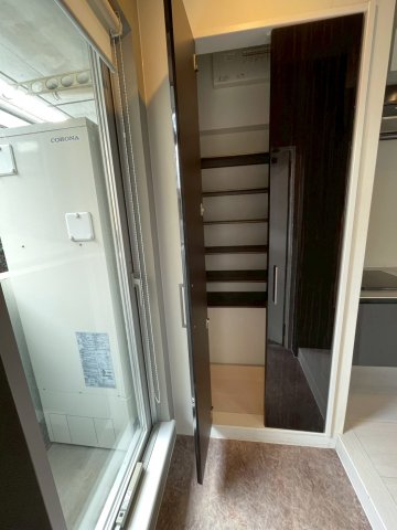 ルナサテラート 玄関