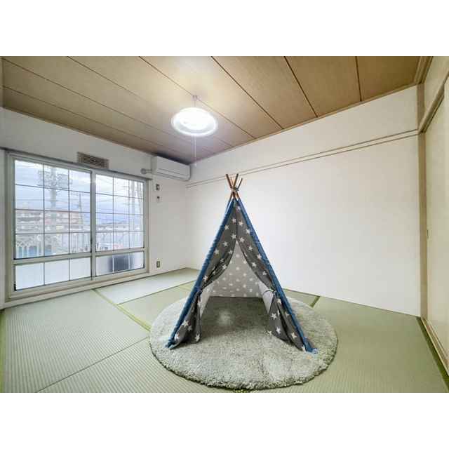 メゾン蓮正寺201号室 左和室