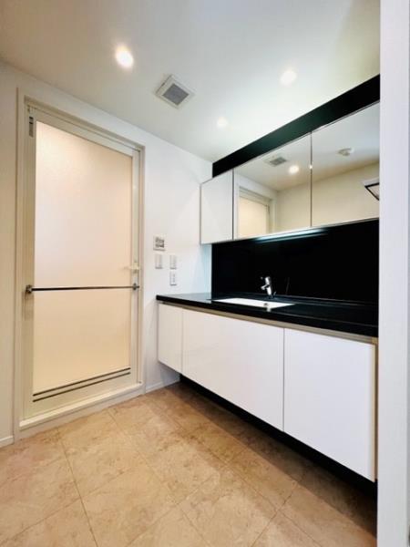 Ｂｒｉｌｌｉａ　ｉｓｔ　西麻布霞町 洗面