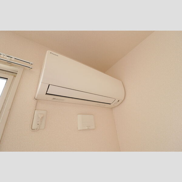 シャリテレーヴ　A201号室 エアコン