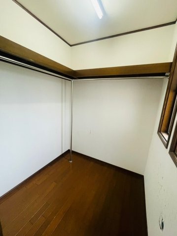 池子1丁目戸建 2F　洋室ウォークインクローゼット