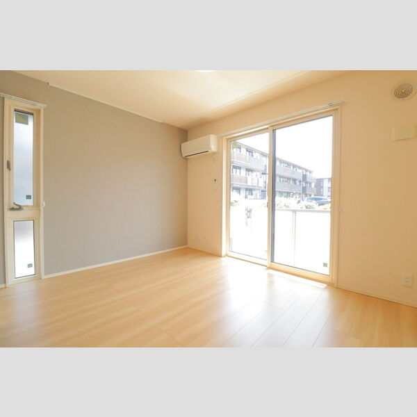 ロイジェントパークス レイクタウン Ⅱ　K リビング