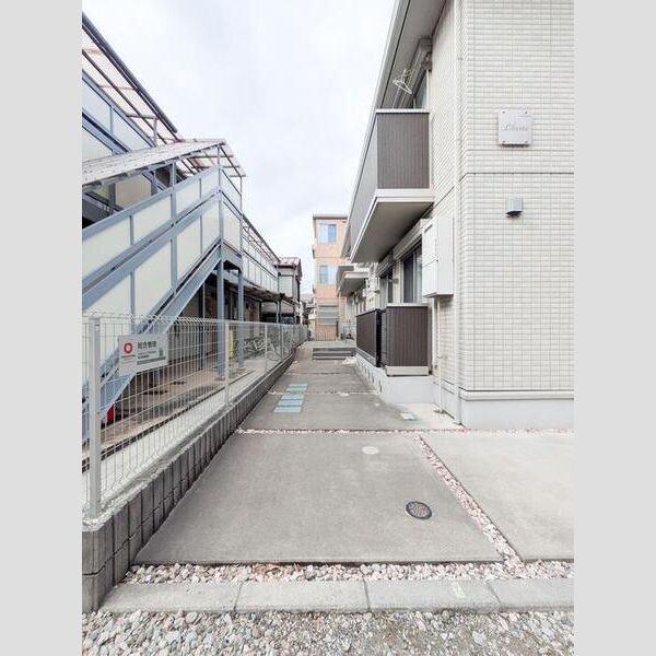 LIBERTE(リベルテ) エントランス