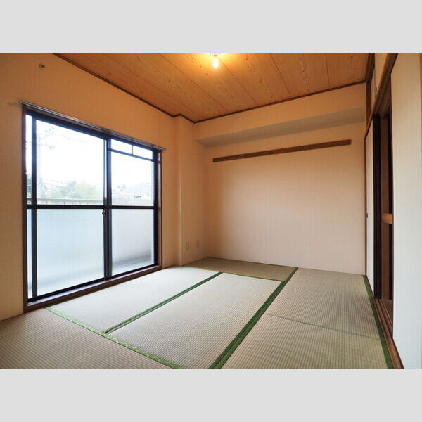 レジデンス新百合ヶ丘　B棟0307号室 和室