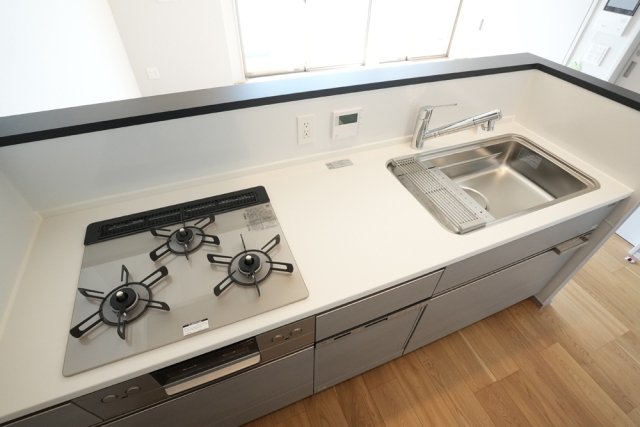 イニシア東京尾久 キッチン
