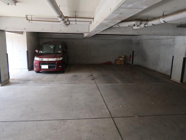 陽光台マンション 駐車場