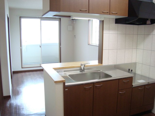 グリーンパレスＢ ダイニング