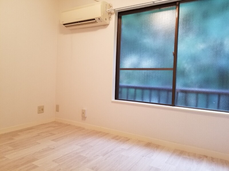 プラザドゥウィルシャーＡ棟2階 内観