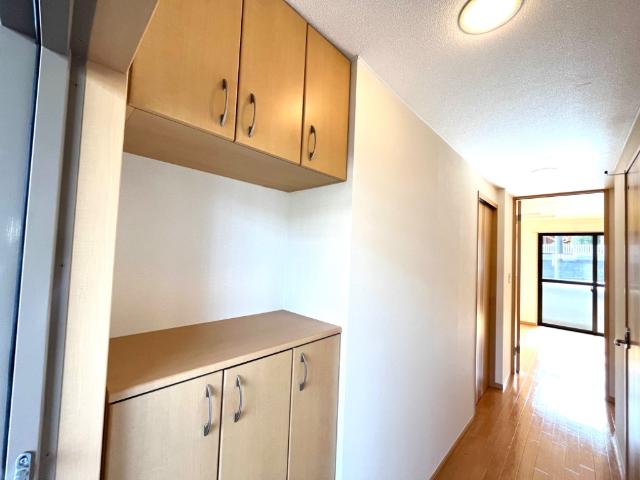 ディア・コート・ST 下駄箱、廊下