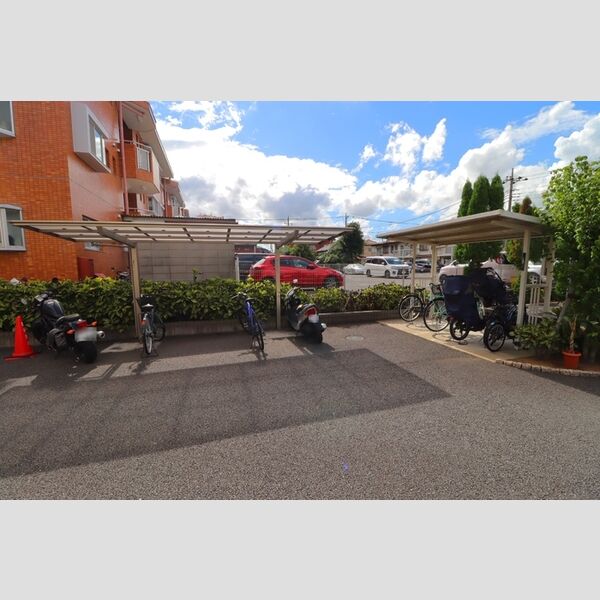 シェーングラース　B 駐輪場