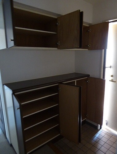 ライオンズプラザ大宮3階 玄関収納　※2021年7月撮影の写真