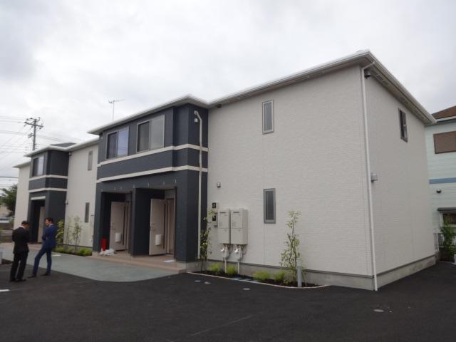 ウイングコート 外観写真（昼）