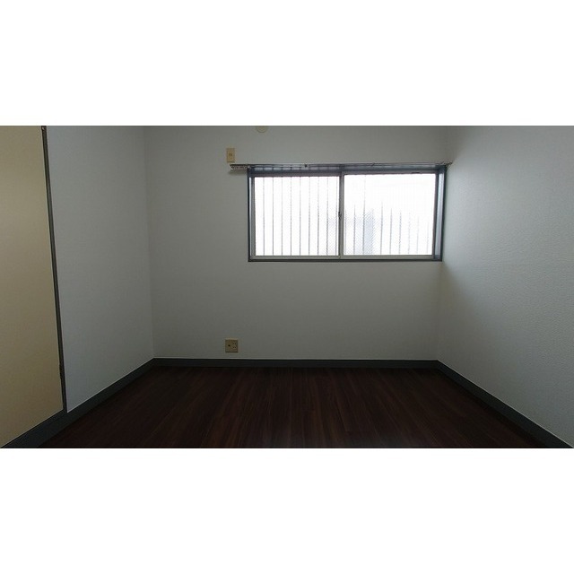 メゾンイーストワイド0202号室 寝室