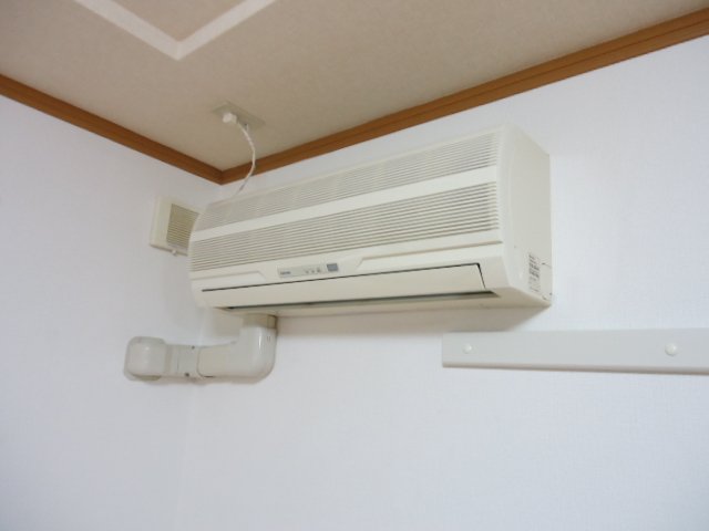 メゾン・トランタンヌーフ エアコン