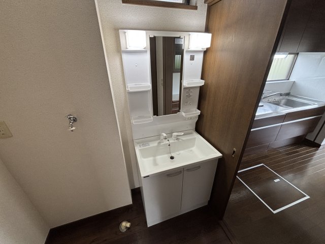 番田清水貸家 洗面