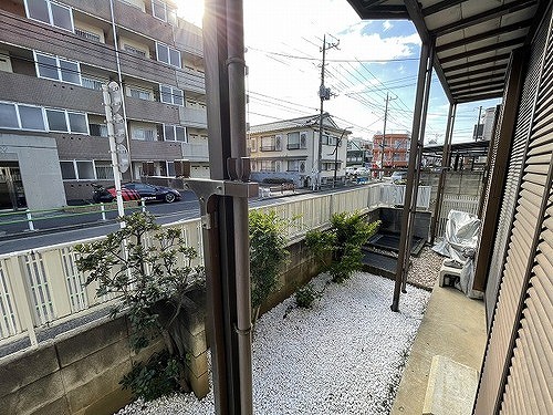 アテネハイツ1階 テラスからの眺望　内装後