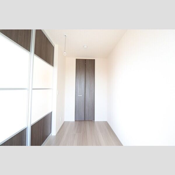 ピースウッド　Ⅱ302号室 洋室4帖