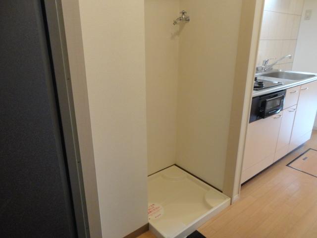 コンフォース光101号室 洗濯機置場