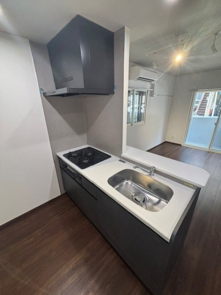 Ｔｈｅ　Ｓｈｉｎａｇａｗａ　Ｅａｓｔ　Ｒｅｓｉｄｅｎｃｅ1階 キッチン