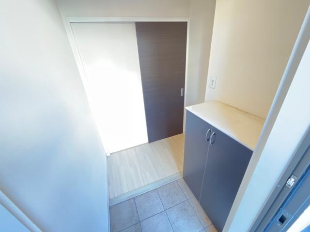 プレシャス 玄関