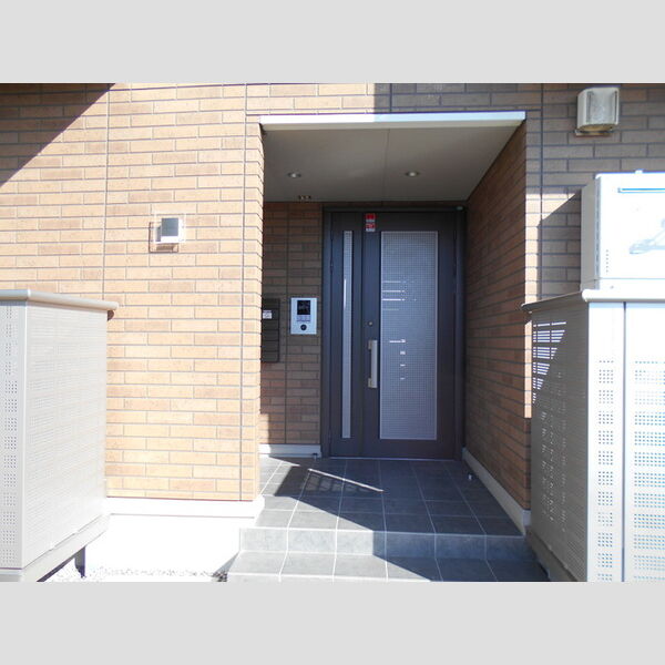 ルヴォワール エントランス