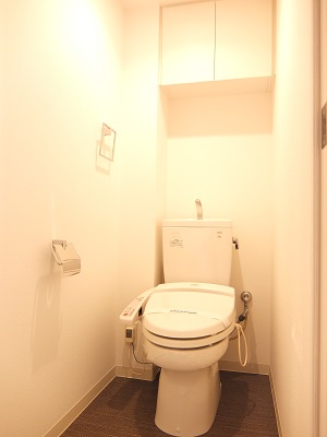 プライムアーバン笹塚209号室 トイレ