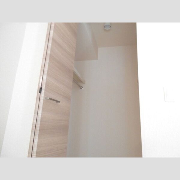 イルヴァン ウォークインクローゼット