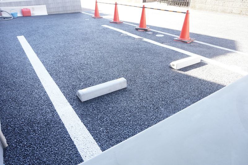 グレイス大久保 駐車場