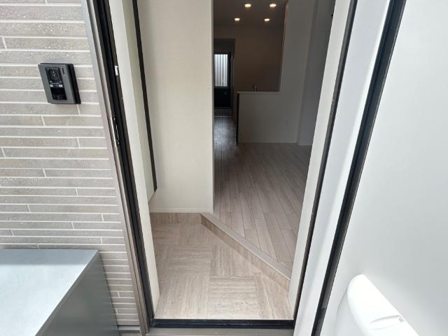 Rose Stellato (ローズ ステラート) 玄関