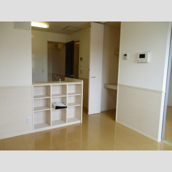 コマンドゥール リビング