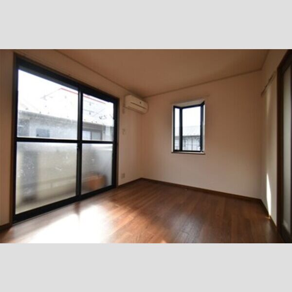 グランドスクエア　B202号室 居室