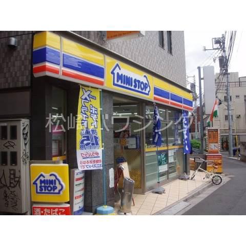 ヴィラＡＫビル ミニストップ中野駅北口店