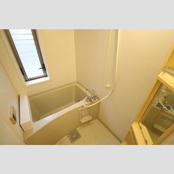 Royal Garden 400&16　ABCDD103号室 同建物別部屋の参考画像