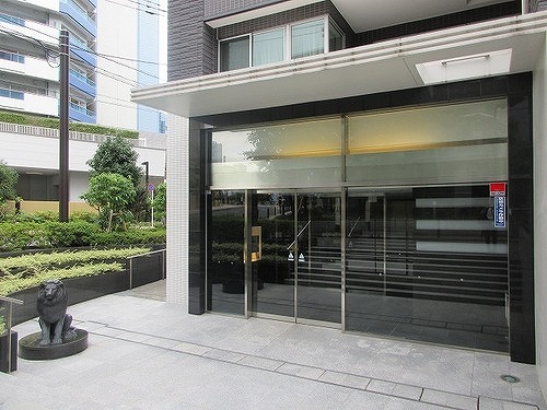 ライオンズ横浜ポートサイド4階 エントランス　※2024年9月撮影