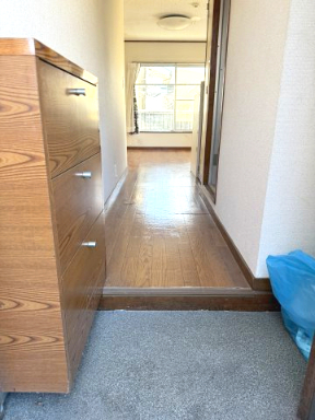 サニーヒル206号室 玄関