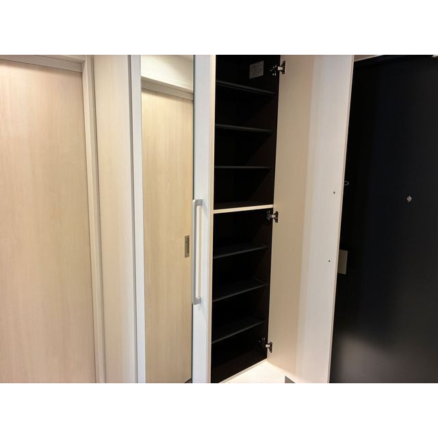 Ｌａ　Ｐｅｒｌａ　桜新町104号室 同建物別部屋の参考画像