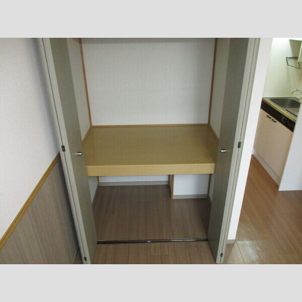 オプス・なのはな206号室 収納