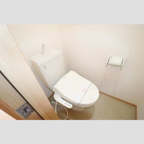クレアーレ トイレ　温水洗浄暖房便座
