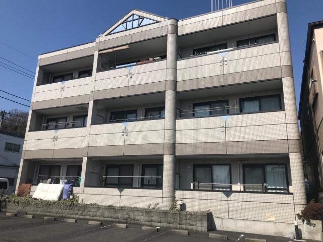 メゾン・ソレイユ 外観写真（昼）